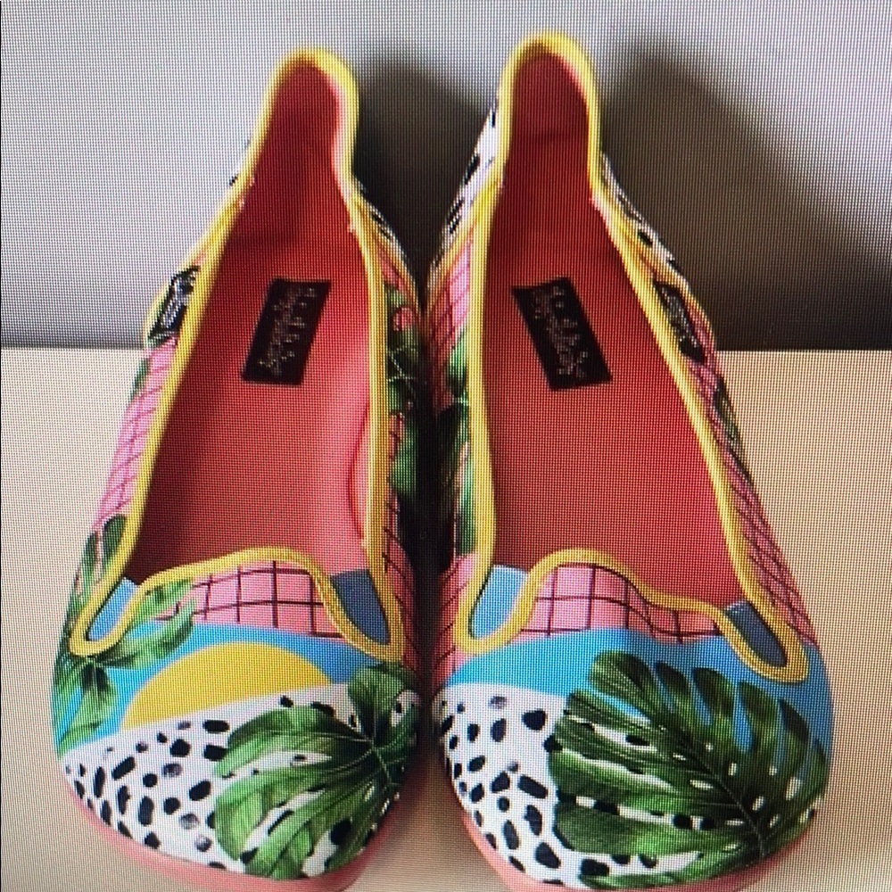 Tropical Print Women's Flats